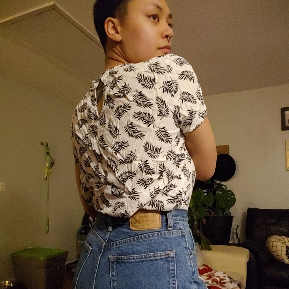 Feather Top